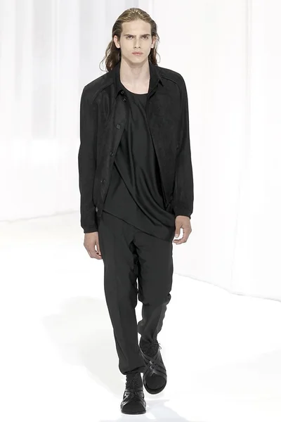 Look 22